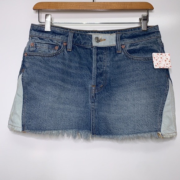 FREE PEOPLE Patch Contrast Denim Short Mini Skirt - Picture 2 of 15
